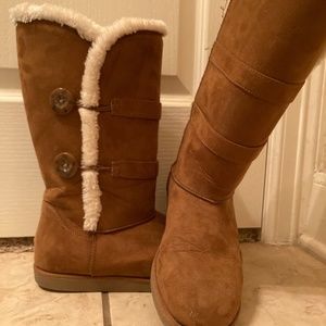 Tan Furry Boots